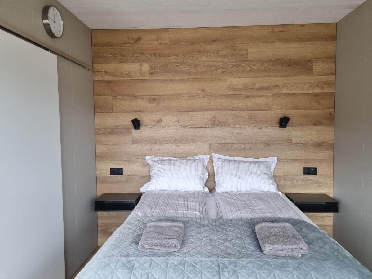 New And Well Furnished Studio Apartment For Two 30 Km From Kirkjubaejarklaustur Perfect Place To Stay At Right Between Black Beach And Joekulsarlon Bagian luar foto
